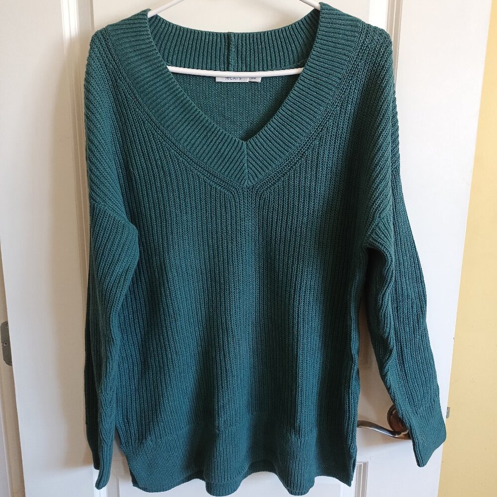Ricki's Women's Basil Coloured V-Neck Sweater Size Large